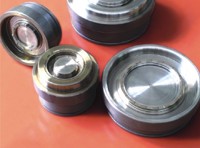 Valve stem seals