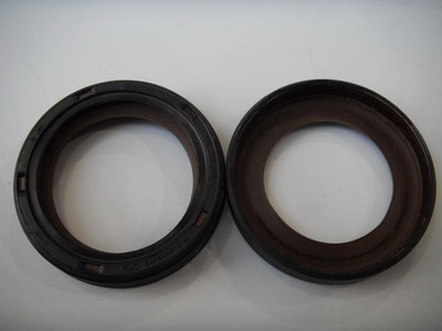 TOYOTA CAMSHAFT FRONT CRANKSHAFT OIL SEAL