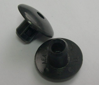 Automobile Plastic Clips and Fasteners