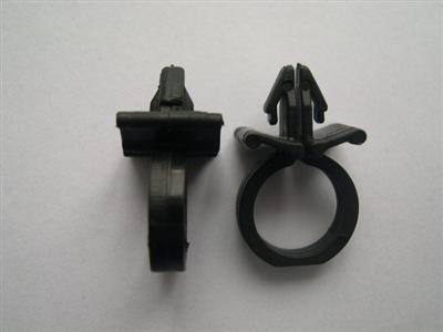 Plastic Pipe Clips Bl1352