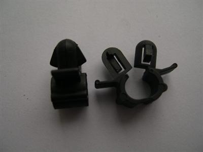 Plastic Pipe Clips