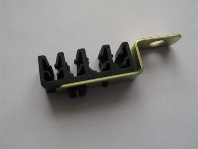 Plastic Pipe Clips BL1098