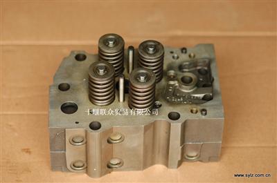 Cummins Parts Cylinder Head K38 3811985 4004086 4083406 4952453 4952829