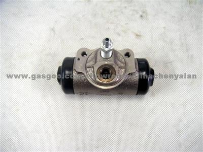 Brake Wheel Cylinder for Isuzu 47550-Ok010