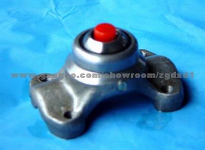 C.V.CENTERING YOKES 682