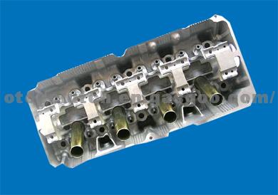 MITSUBISHI 4G64 4Cylinder Head