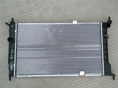 OPEL Radiator (OE:1300147)