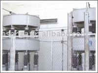 Reactive power compensation device