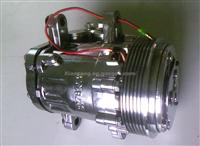 Auto A/C Compressor 7B10