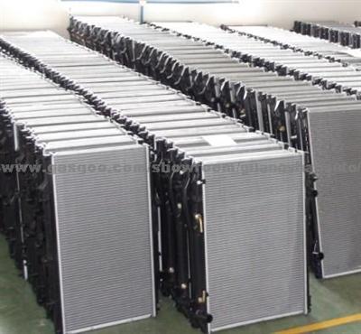 Daewoo Radiator: 96182260