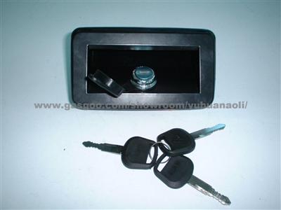 Warehouse Door Puller