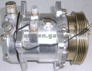 Isuzu Auto A/C compressor DKS15CH