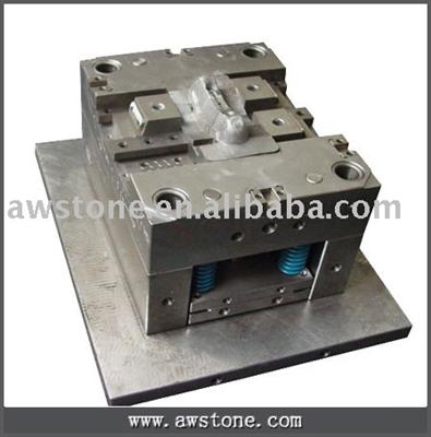 Injection molder