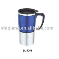 400ml double wall travel mug with stainless steel inner and base , plastic outer
