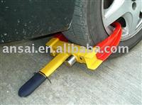 Portable wheel clamp esay to operate