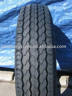 8. 25-16-14pr High Quality Light Truck Tyre