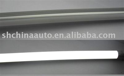 LED TUBE LIGHT