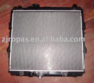 Aluminium Radiator For TOYOTA HILUX