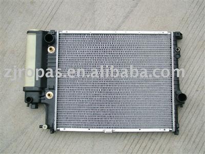 Radiator fow BMW 528