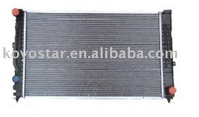 Auto radiator compatible with Nissan Patrol Y60 M/T