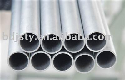 Seamless titanium pipe