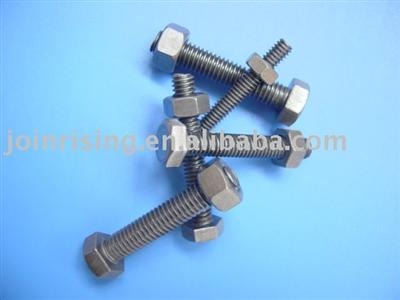 Hex bolts M5 to M64.