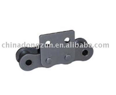 Short pitch conveyor chain with attachment