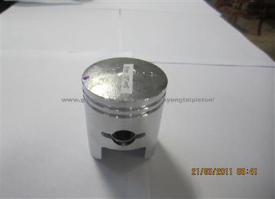 Piston kit AX100 for Suzuki