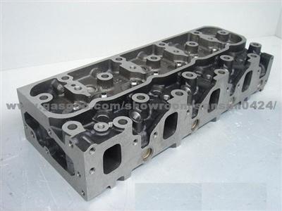 Cylinder head Isuzu 4jb1 4D95 4D130 6D95 6D102