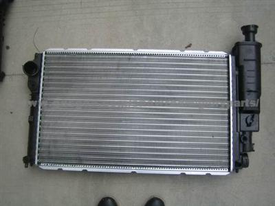 Peugeot Radiator 1301G3