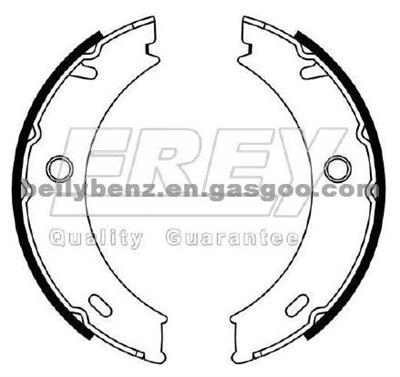 AUTO Brake Shoe FOR MERCEDES-BENZ SPRINTERS PARTS--904 420 03 20