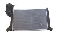 AUTO RADIATOR FOR MERCEDES-BENZ SPRINTERS PARTS--OEM: 9015003300