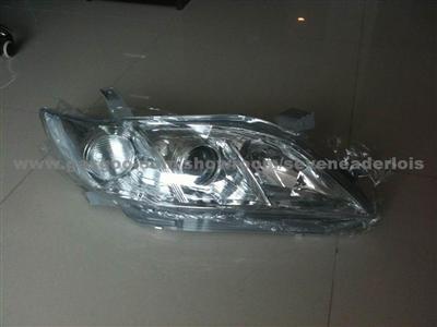 Head Lamp for Toyota with Competitive Price