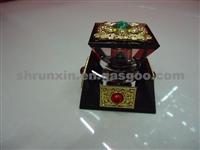 YY030 Classic Crystal Car Perfume