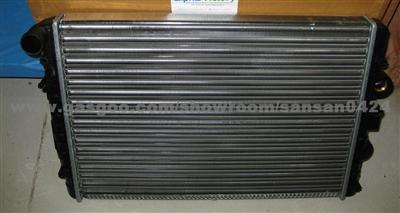 BWM Radiator 17119071518