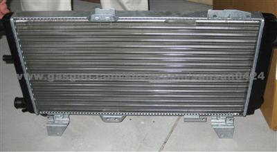 Hyundai Radiator 214202y000 214102y700