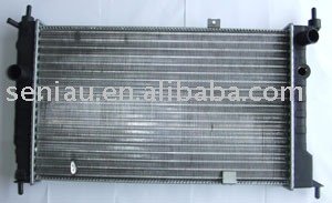 auto aluminum radiator for Opel  OEM:1300116  1300147  52455009