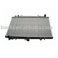 Auto Radiator for Nissan 2146030P10