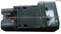 SWITCH ASSY-HAZ 25290-VR200 . NISSAN D22 PALADIN Y61