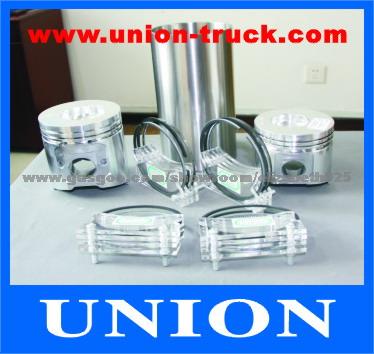 TOYOTA Engine 1HZ Piston/Piston Ring/Sleeve Liner Kit