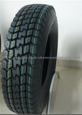 Tubeless Tyre 12R22.5 (QT907)