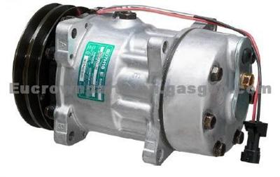 RENAULT Truck AC Compressor 5010483009