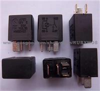 CAM INYATHI FUEL RELAY BLACK