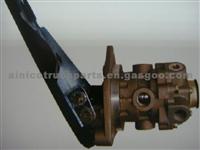 FOOT BRAKE VALVE-838211