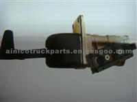 HAND BRAKE VALVE-961 722 2120