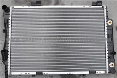 Benz Radiator Oem:202 500 41 03 Nissens :62739A