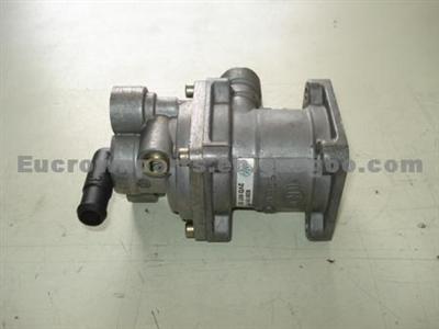 VW Truck Foot Brake Valve 2VD607357