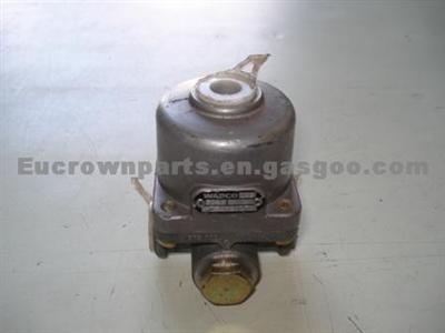 Mercedes-Benz Truck Pressure Valve A0014306481