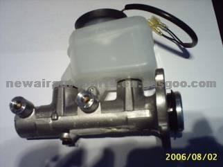 Toyota Landcruiser 80 Brake Master Cylinder 47201-60400