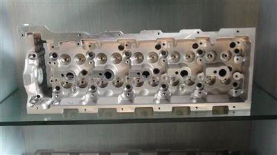 Brand New Cylinder Head For BENZ OM611